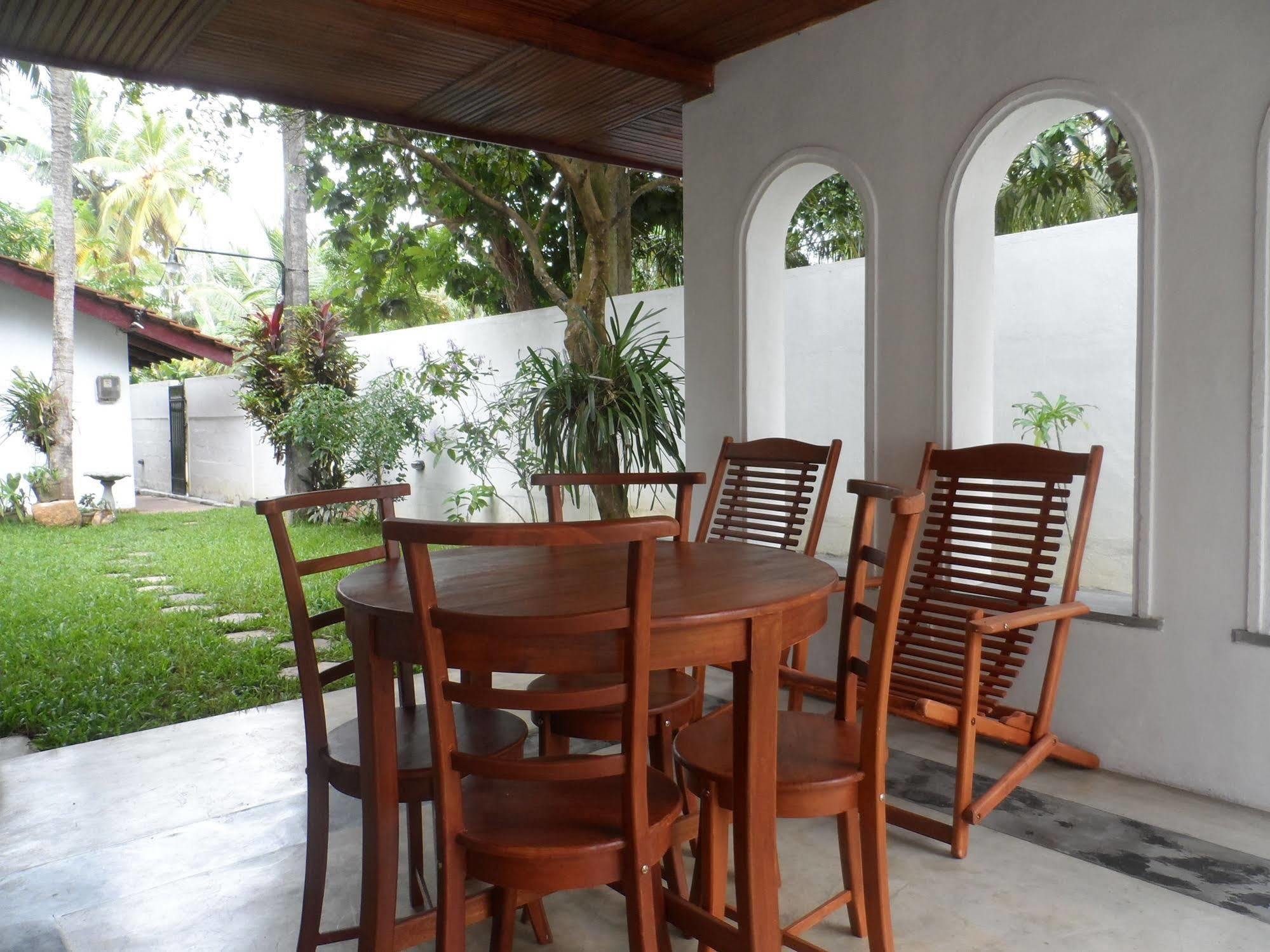 Summer Dew Villa Талпе Экстерьер фото